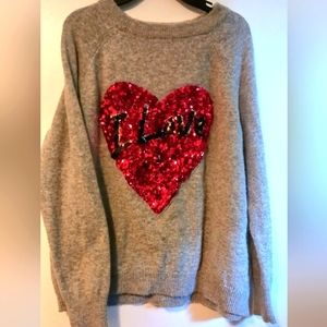 H & M Gray "I LOVE SWEATER." Size Large.
